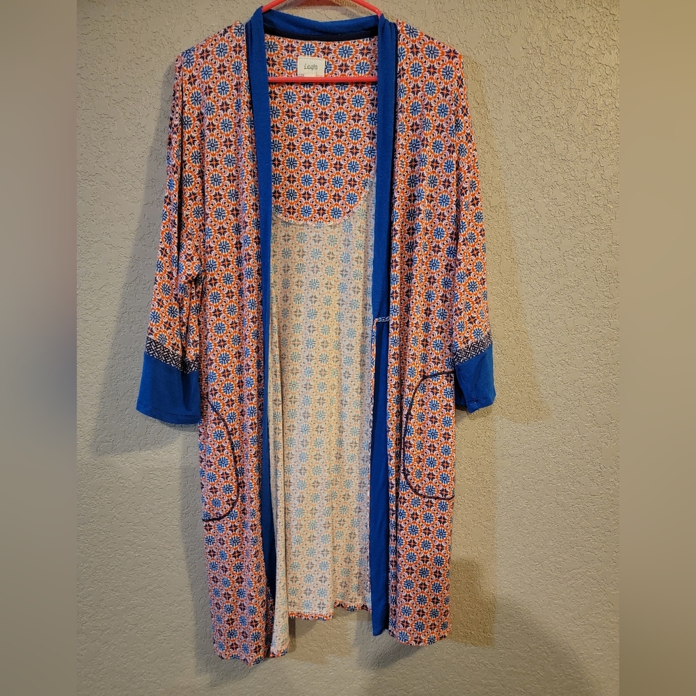 Layla robe with geometric shapes size s
